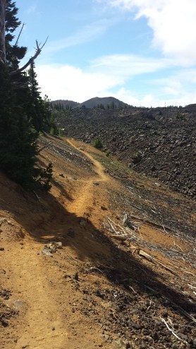 Leaving South Matthew lake heading south on the PCT.